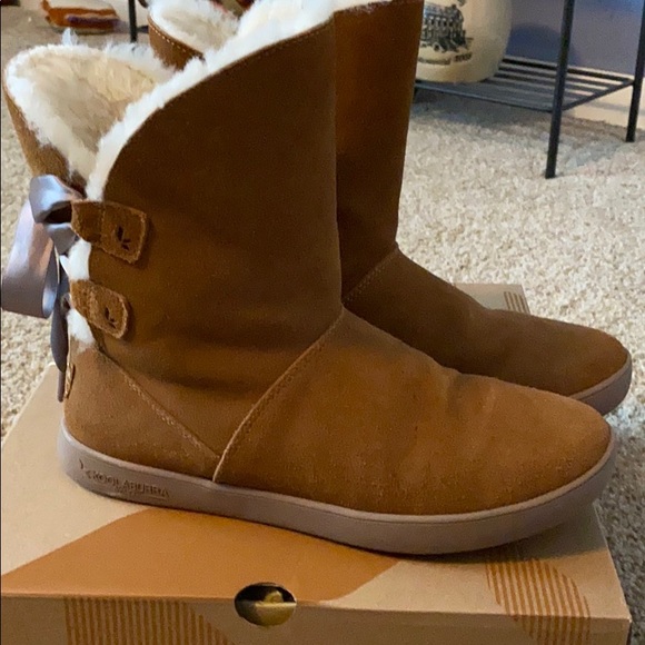 Koolaburra by Ugg Women’s Shazi Short - Picture 4 of 8